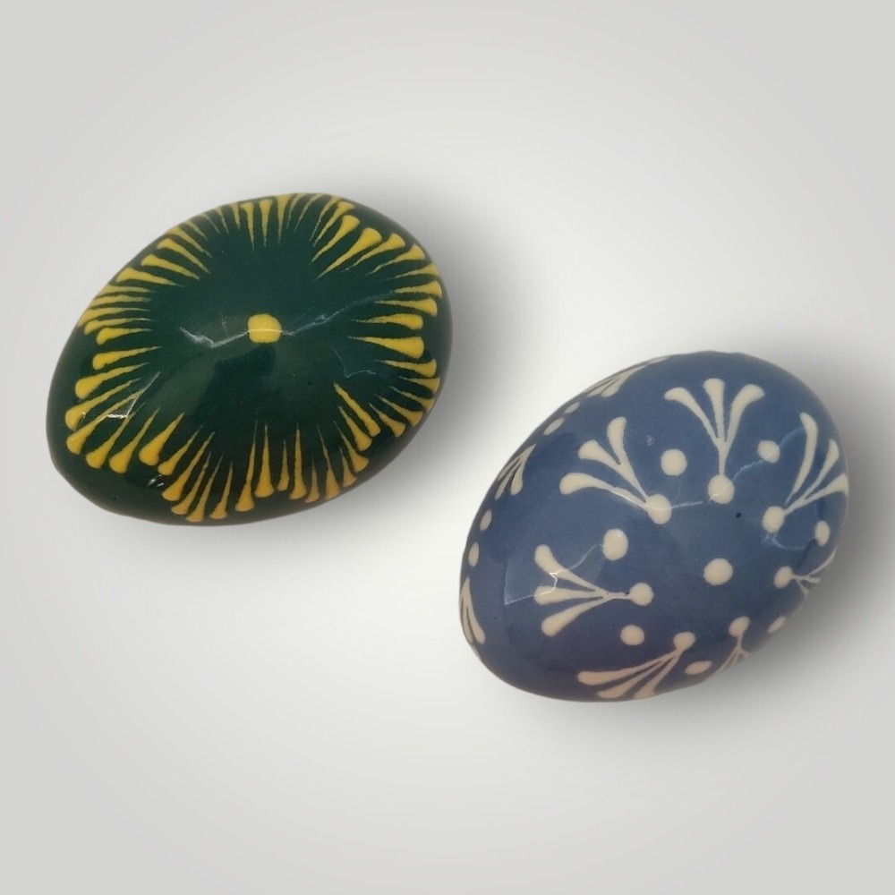 Lot of 2 Ceramic Hand Painted Eggs Decorative Holiday Collector